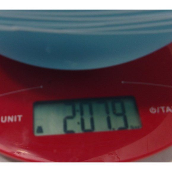 Blenko?? Style Blue to Turquoise Glass Vase 6 1/4" - Picture 8 of 8